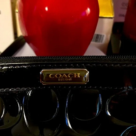 Coach Black Patent Leather Wristlet - Picture 4 of 6